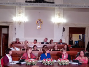 Gudrun Sailor, Dr. Tina Beattie, Deb Rose-Milavec, Ulla Gudmundson, and Dr. Astrid Lobo Gajiwala. (L-R)